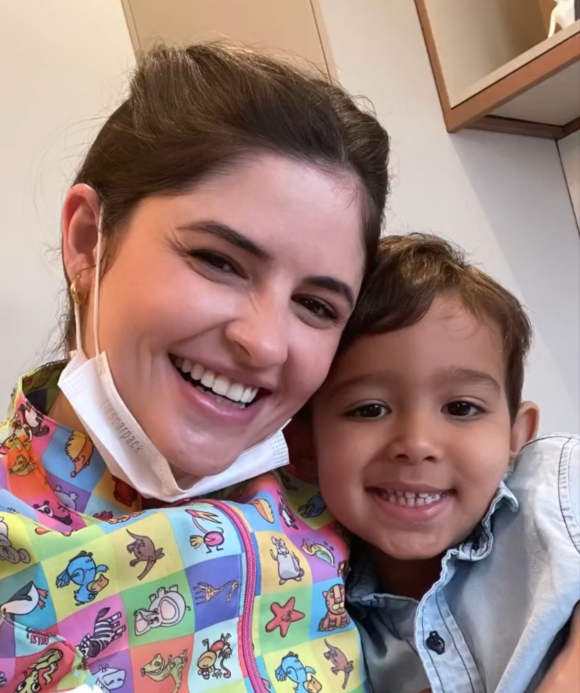 FOTO-DOUTORA-COM-CRIANÇA