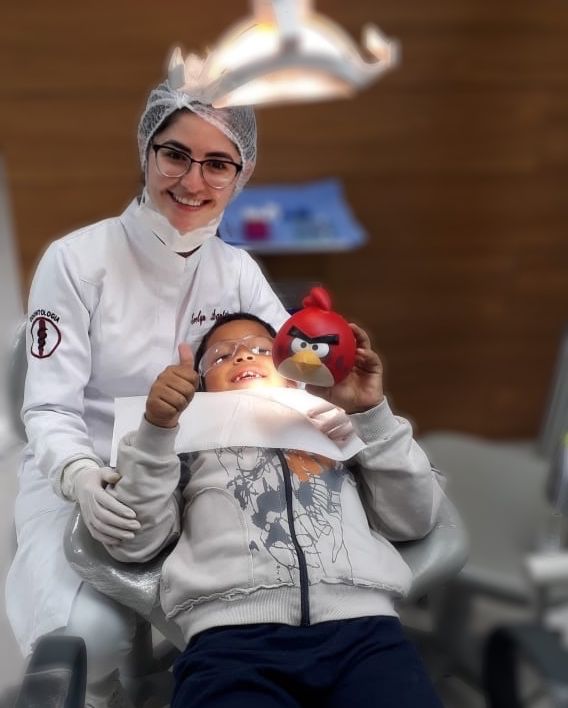 FOTO-DOUTORA-COM-CRIANÇA